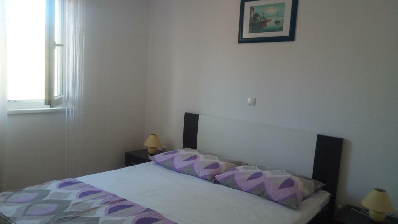 Apartments Ruzmarin Vrsi Ngoại thất bức ảnh